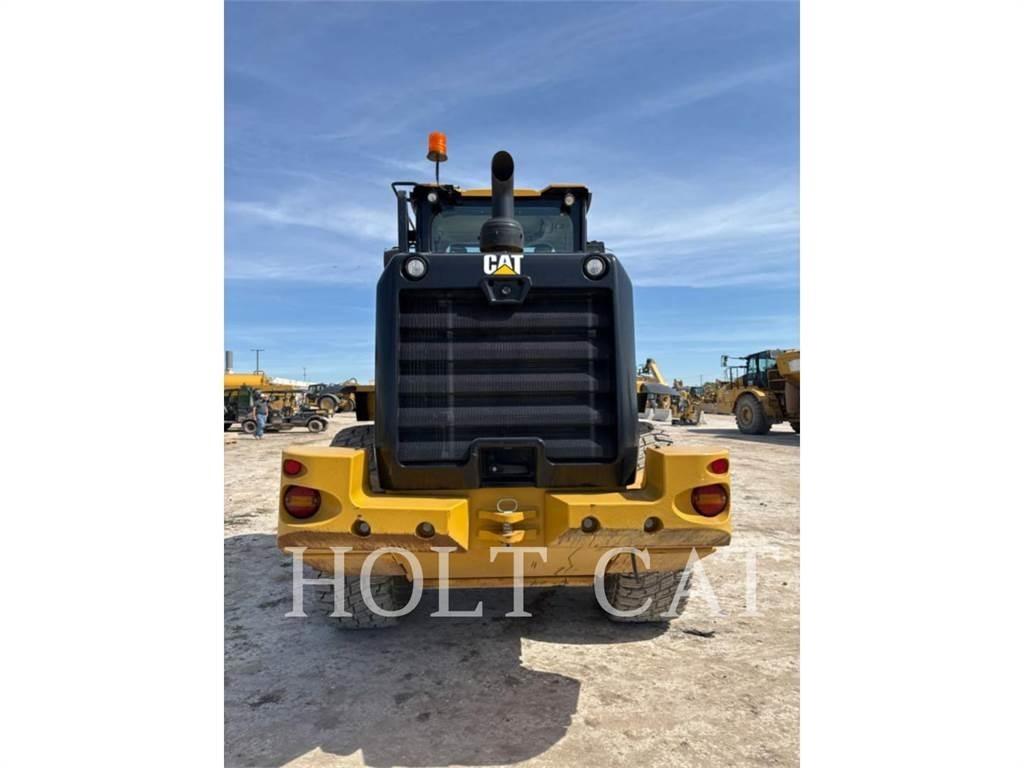 CAT 930M Radlader