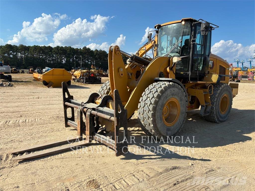 CAT 930M Radlader