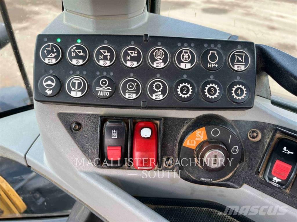 CAT 930M Radlader