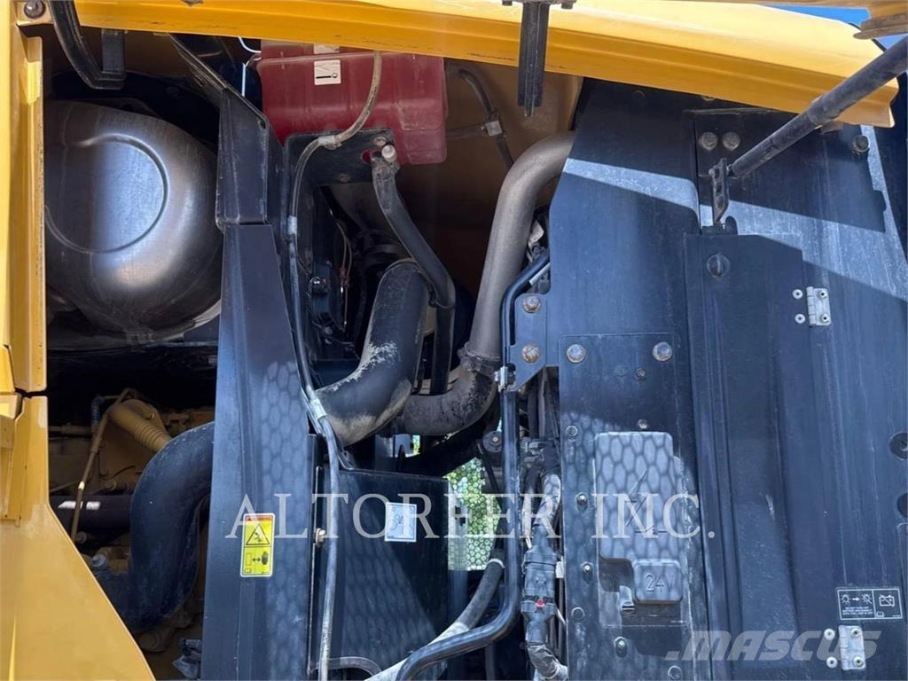 CAT 930M Radlader