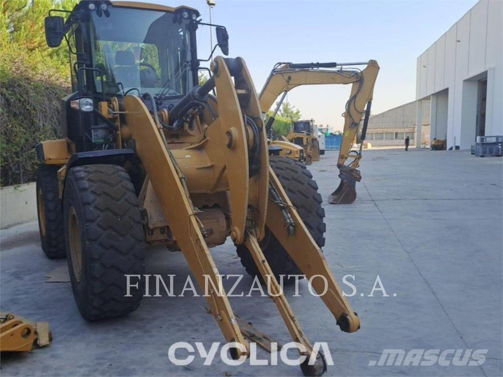 CAT 930M Radlader