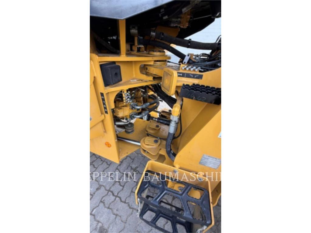CAT 930M Radlader