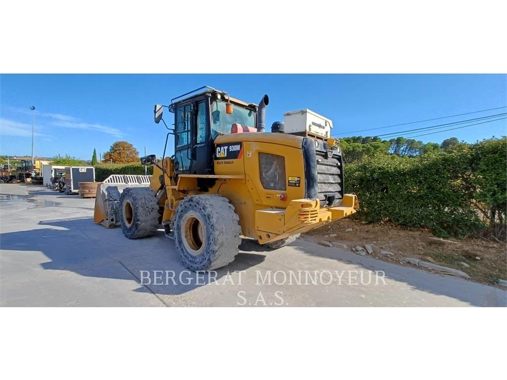 CAT 930M Radlader