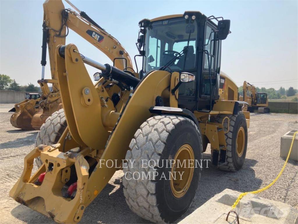 CAT 930M Radlader