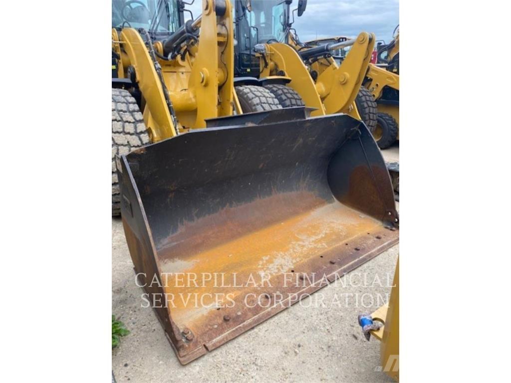 CAT 930M Radlader