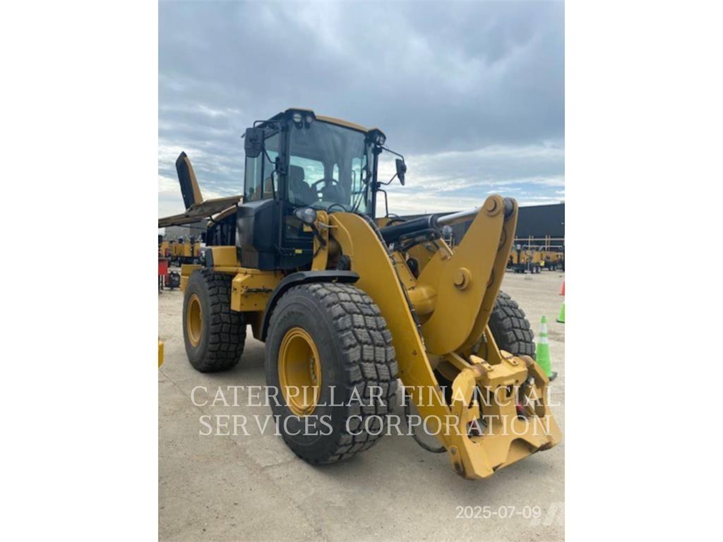 CAT 930M Radlader