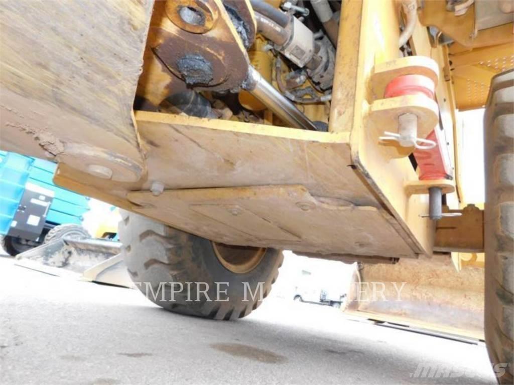 CAT 930M FC Radlader
