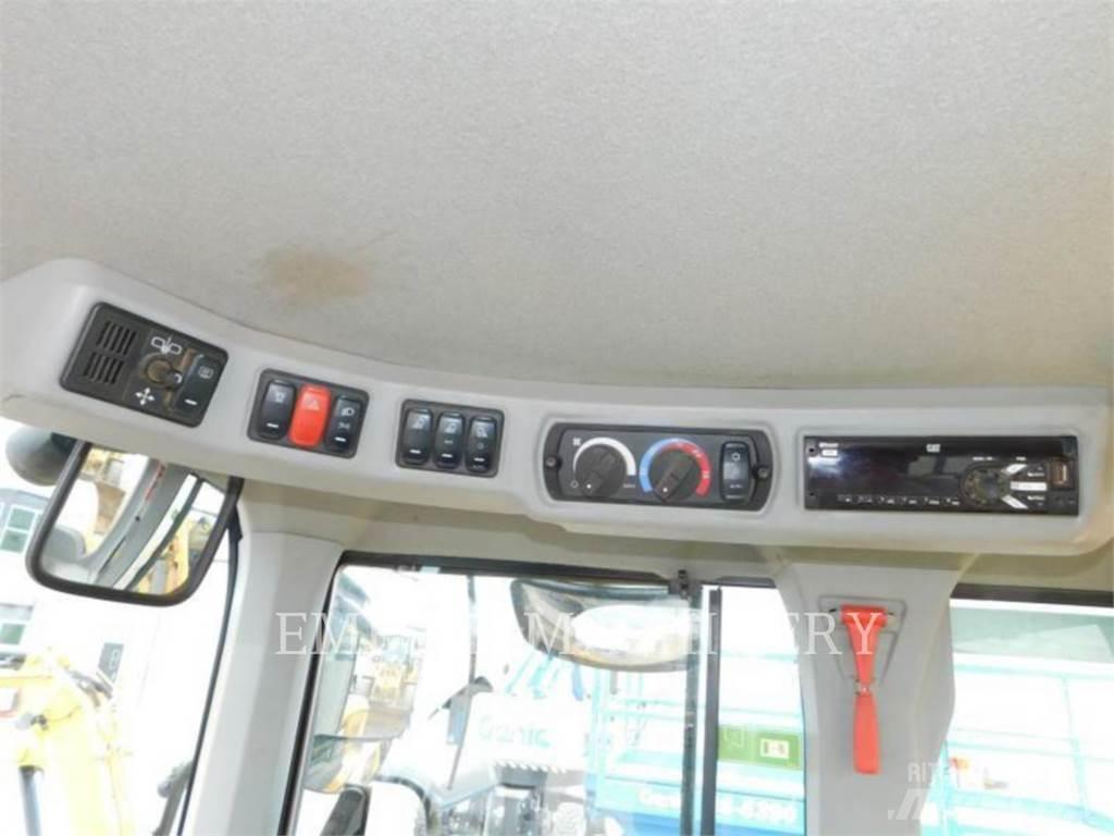 CAT 930M FC Radlader