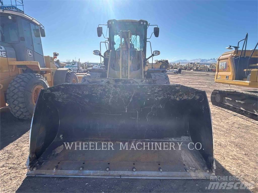 CAT 930M QC Radlader