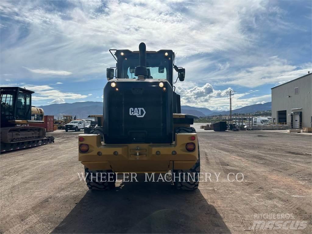 CAT 930M QC 3V Radlader