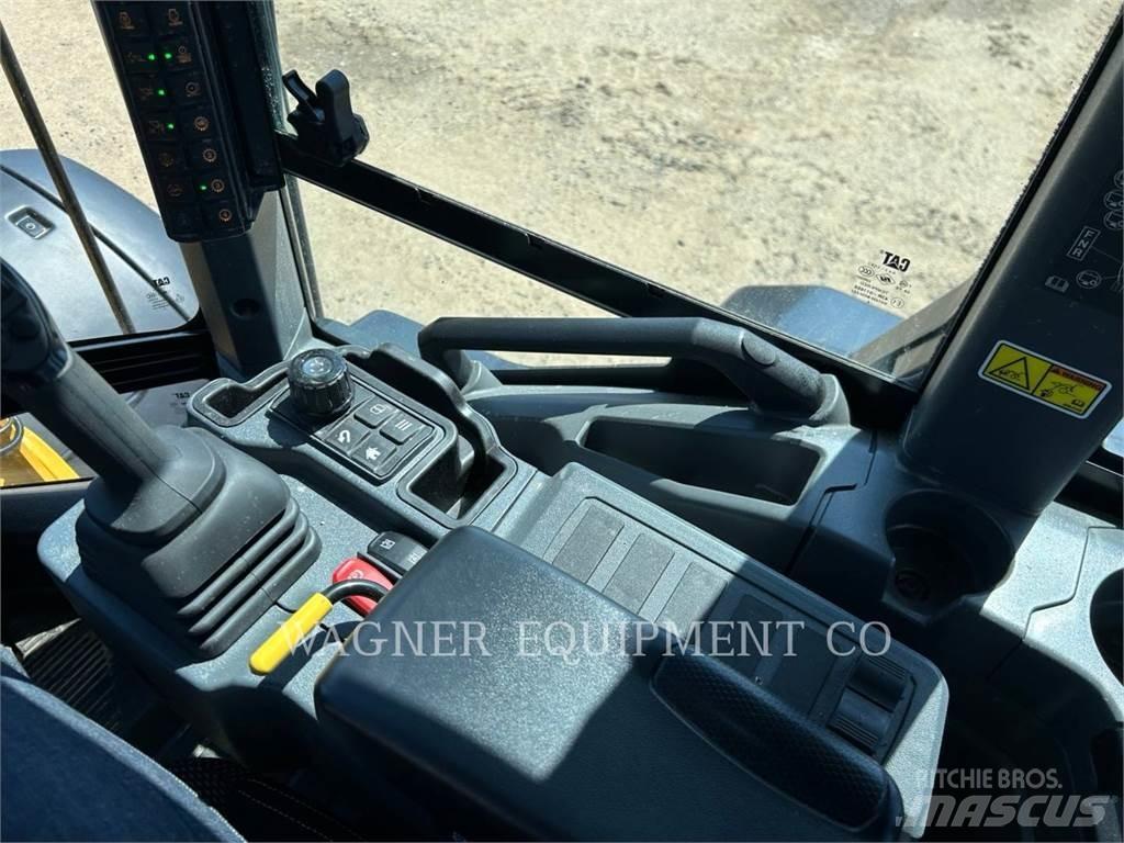 CAT 938 Radlader