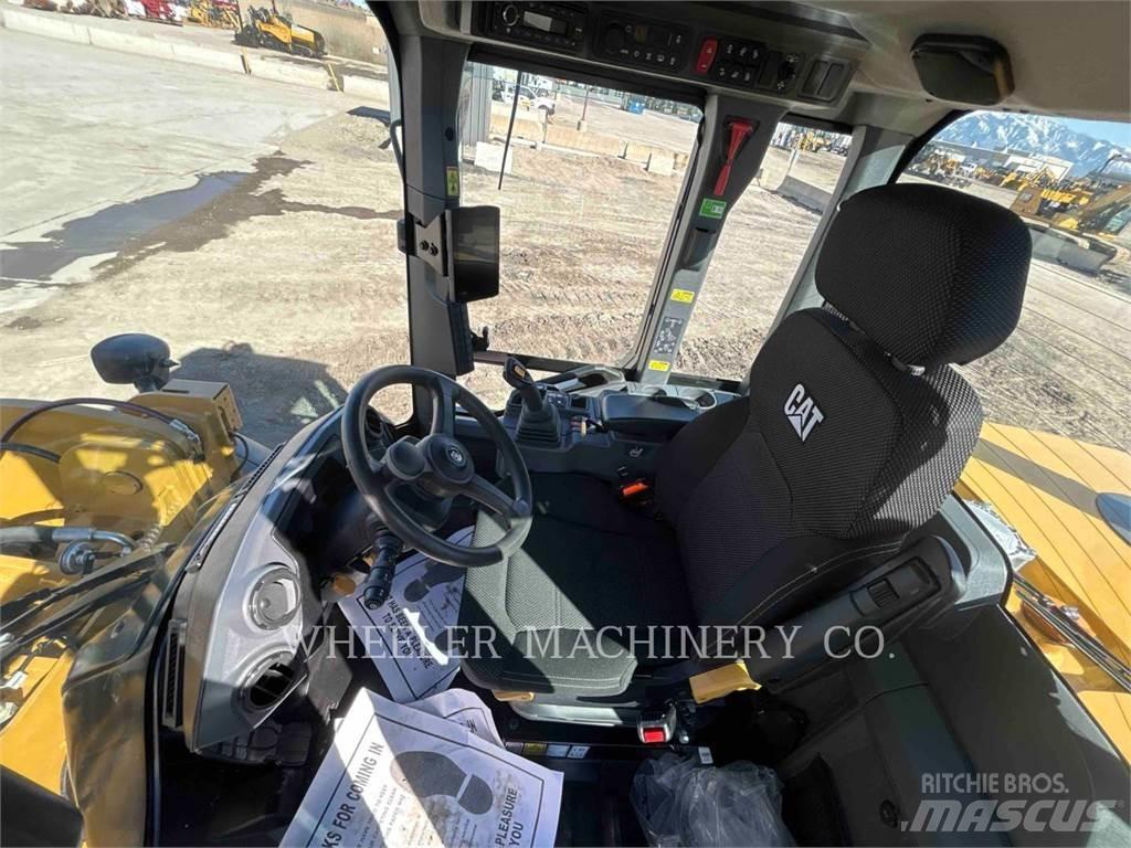 CAT 938 QC Radlader