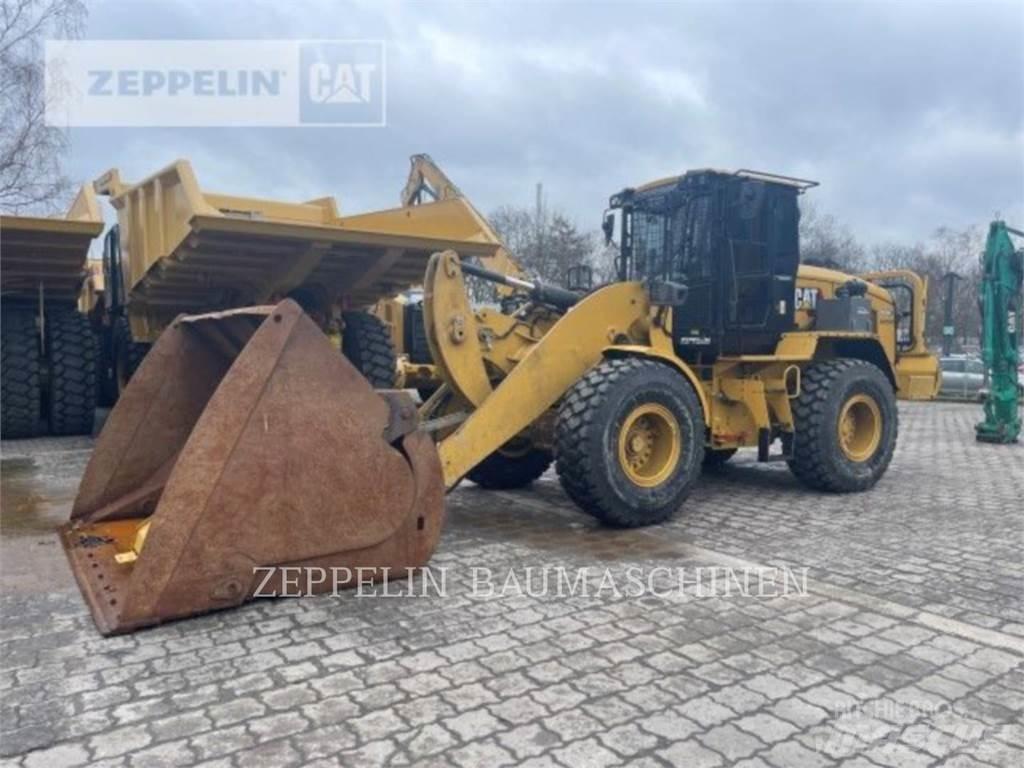 CAT 938M Radlader