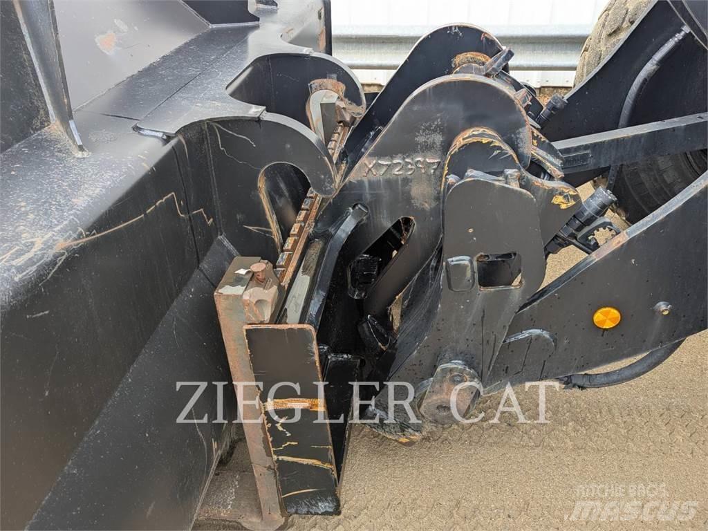CAT 938M Radlader