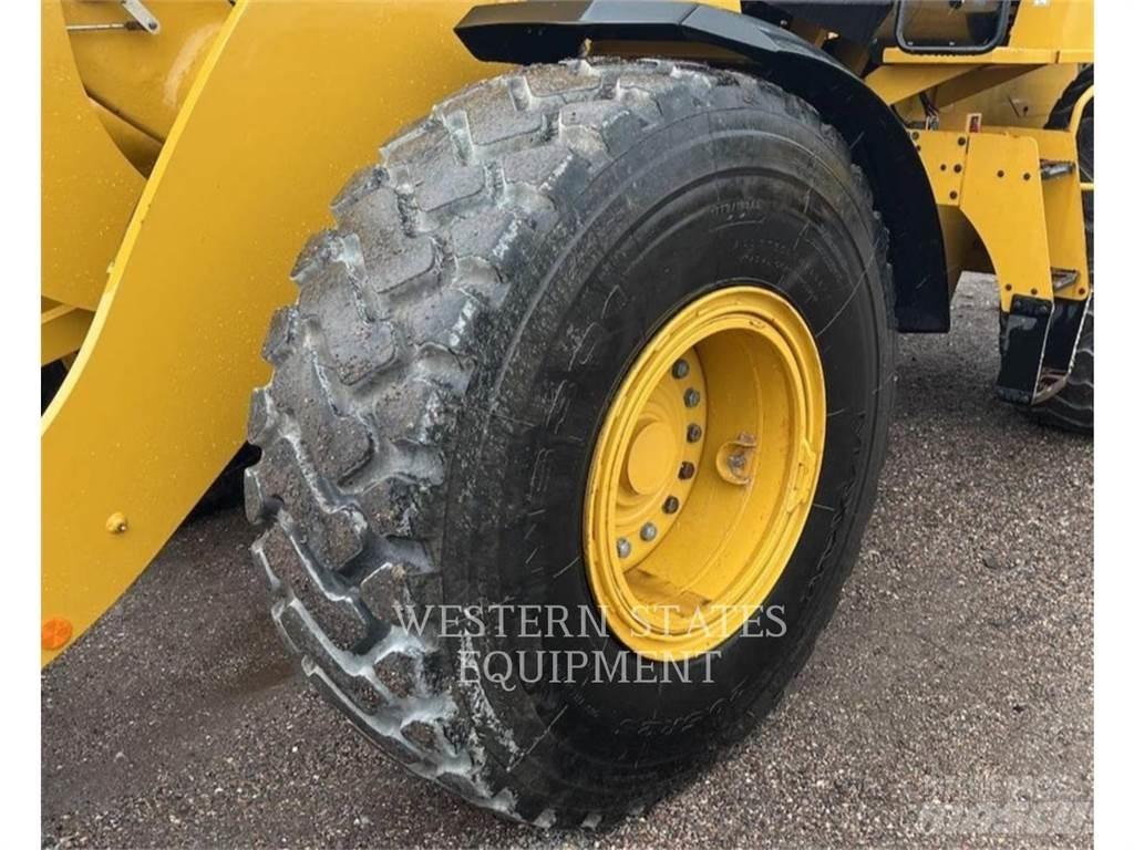 CAT 938M Radlader
