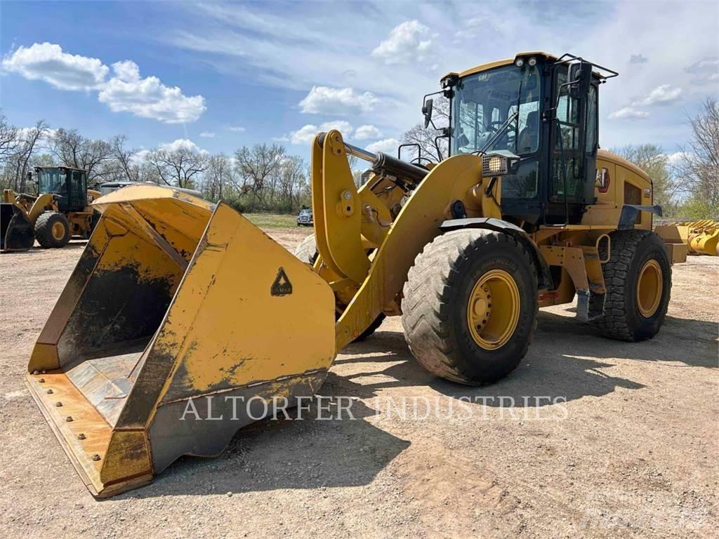 CAT 938M Radlader