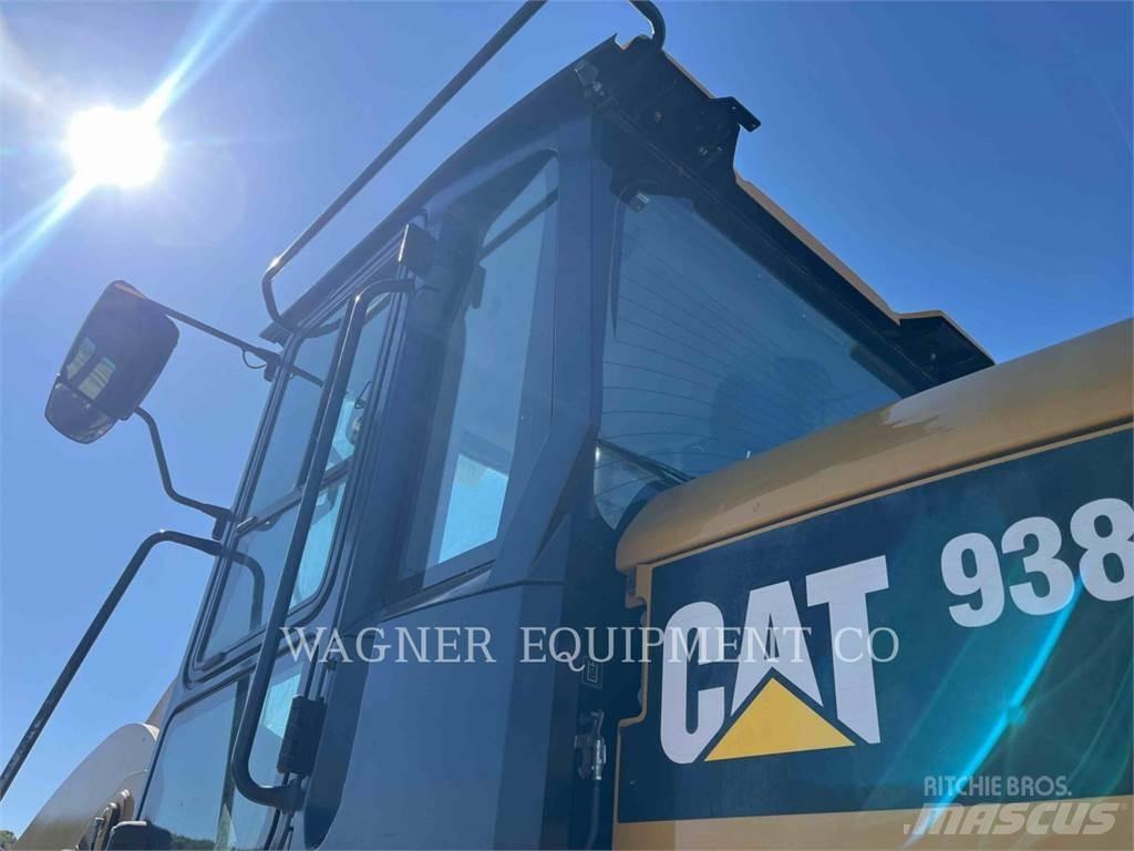 CAT 938M Radlader