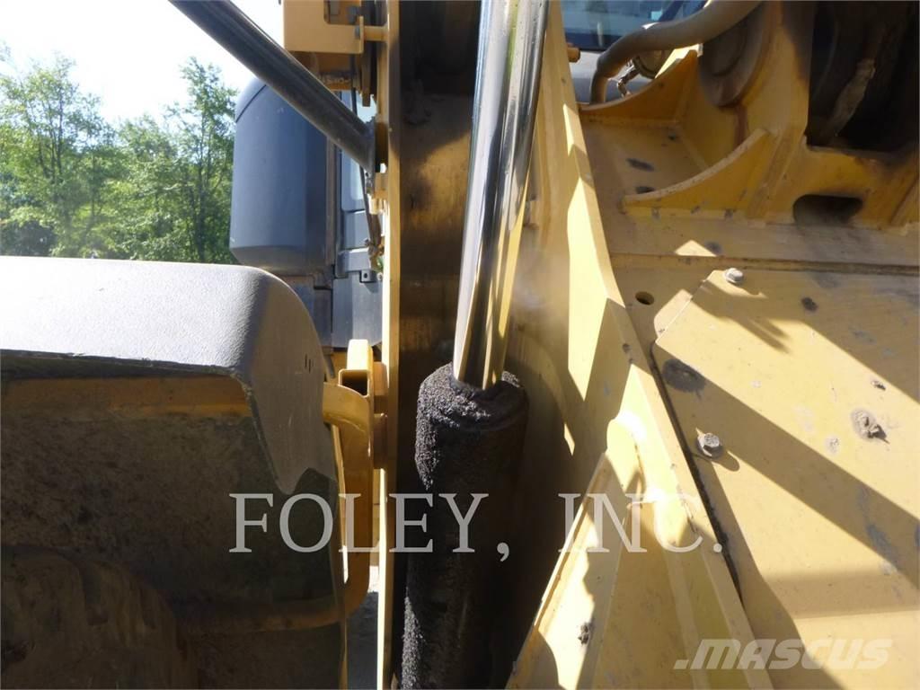 CAT 938M Radlader