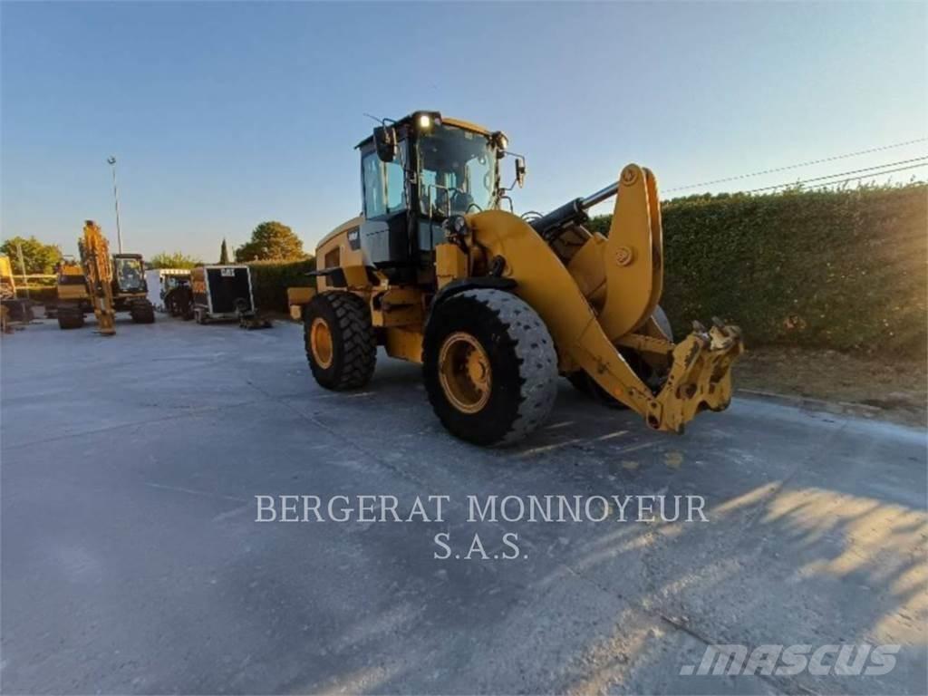 CAT 938M Radlader