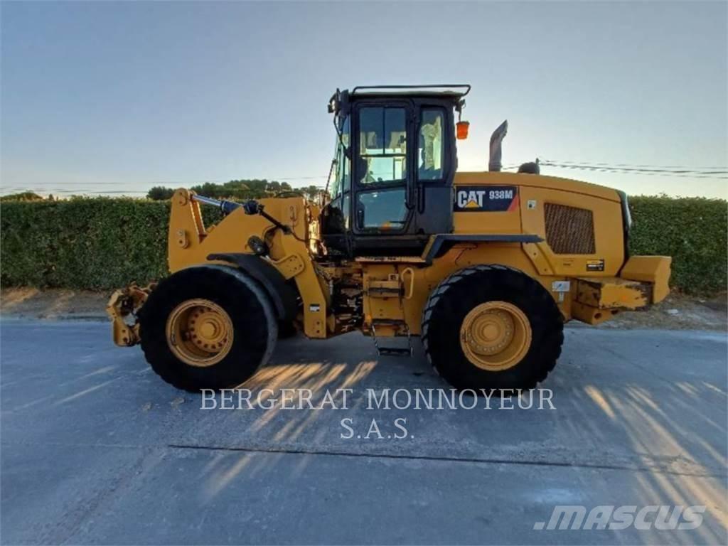 CAT 938M Radlader