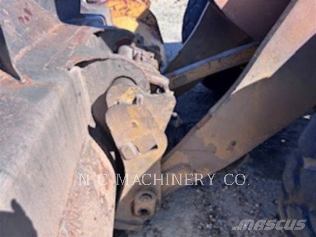 CAT 938M Radlader