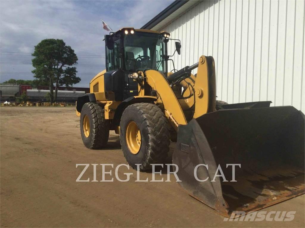 CAT 938M Radlader