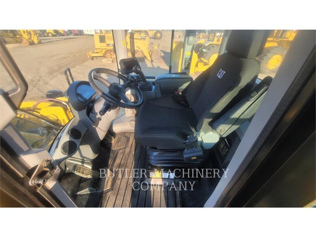 CAT 938M Radlader