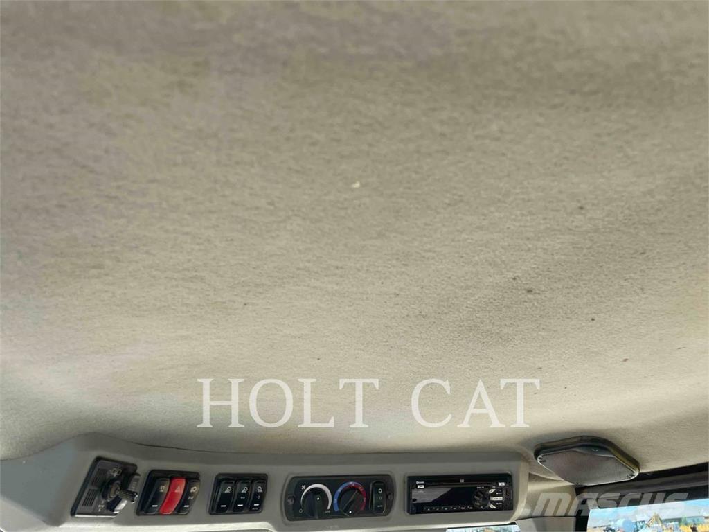 CAT 938M Radlader