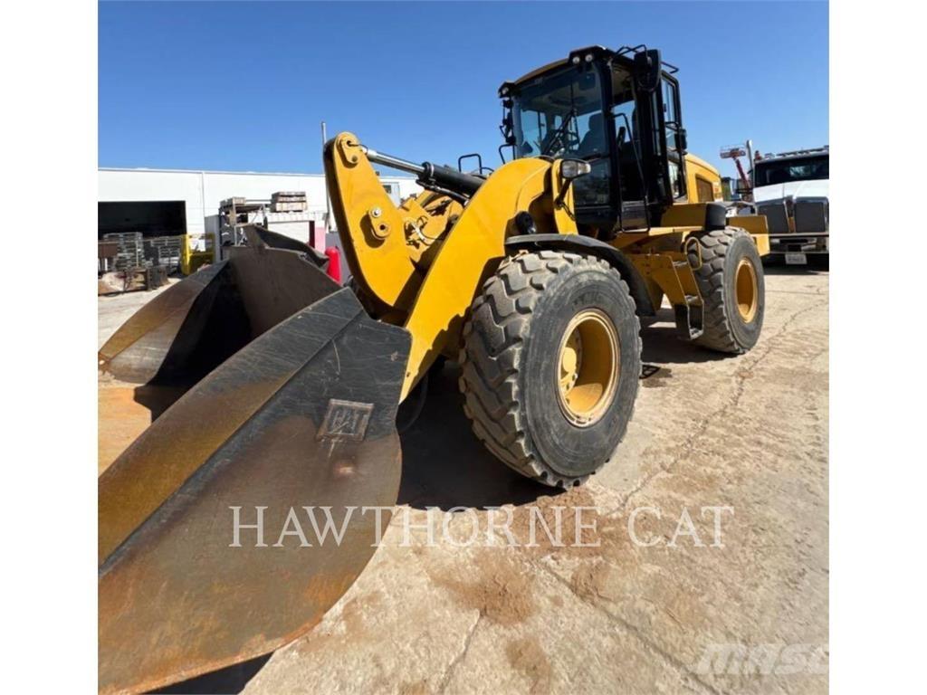 CAT 938M Radlader