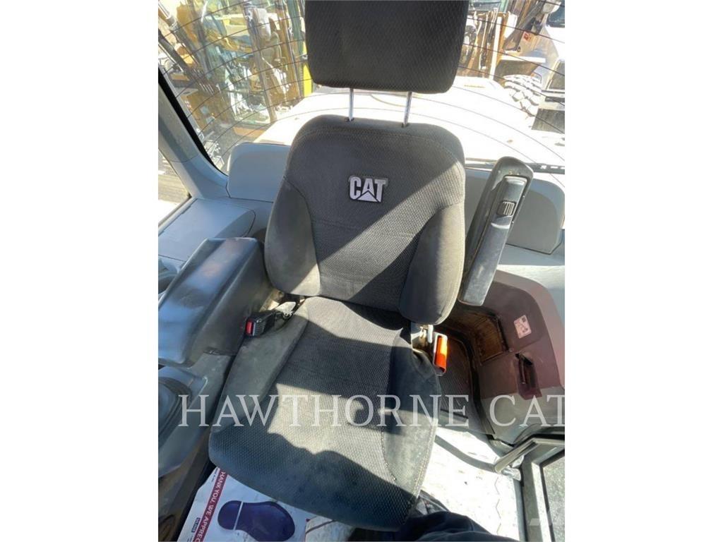 CAT 938M Radlader