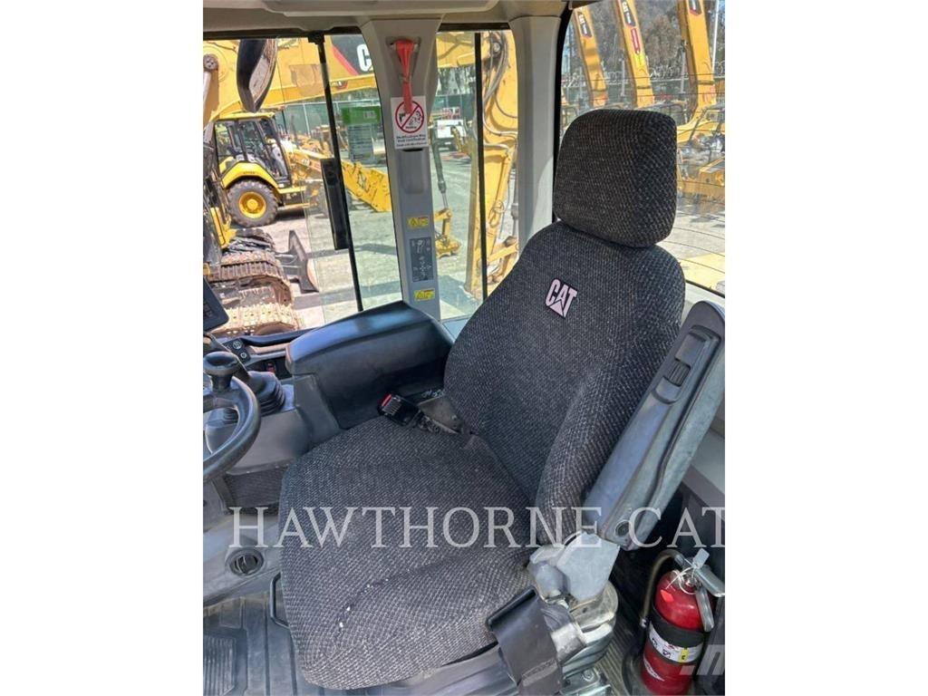 CAT 938M Radlader