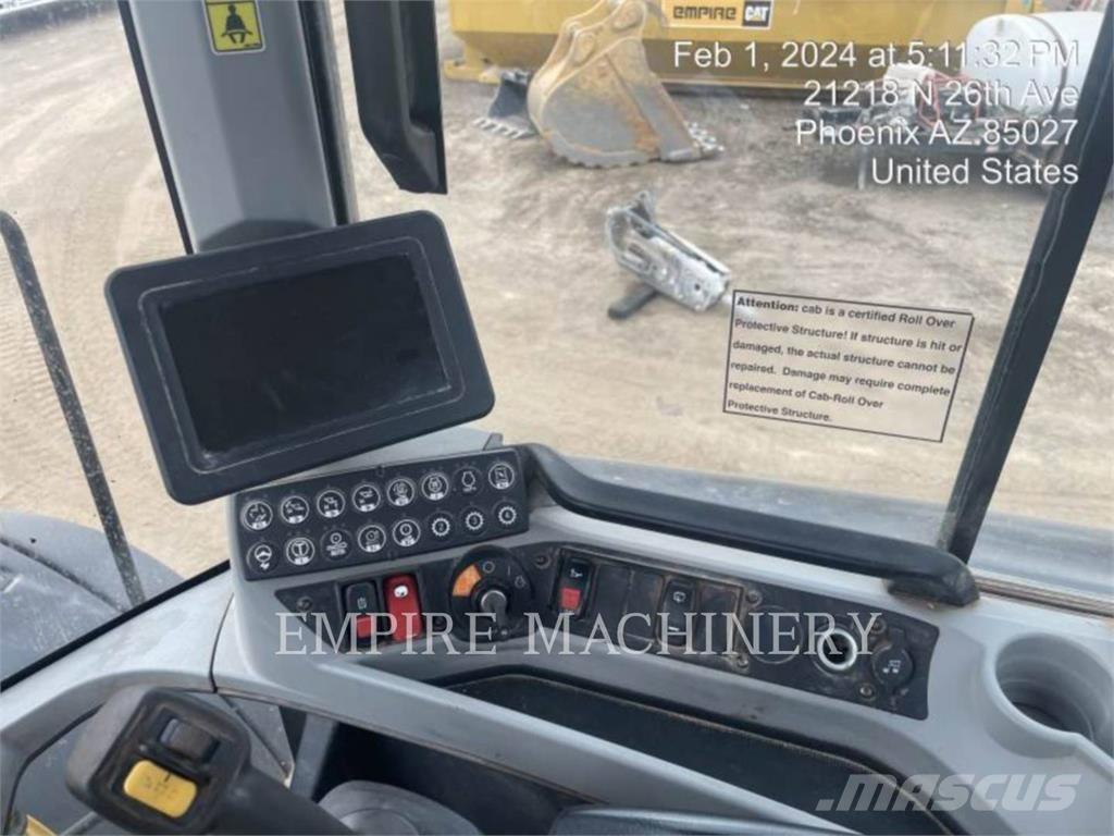 CAT 938M FC Radlader