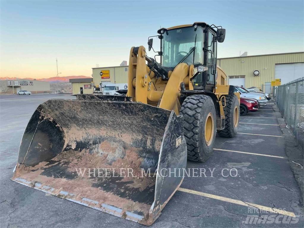 CAT 938M QC Radlader