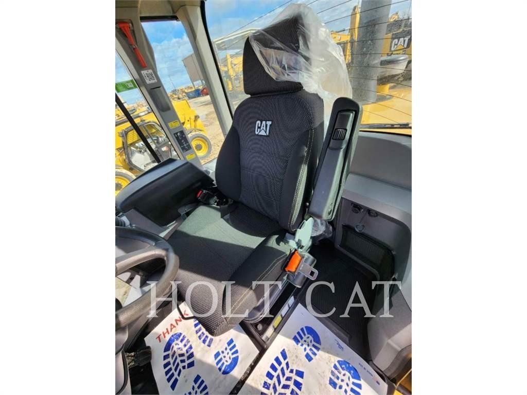 CAT 938M QC Radlader