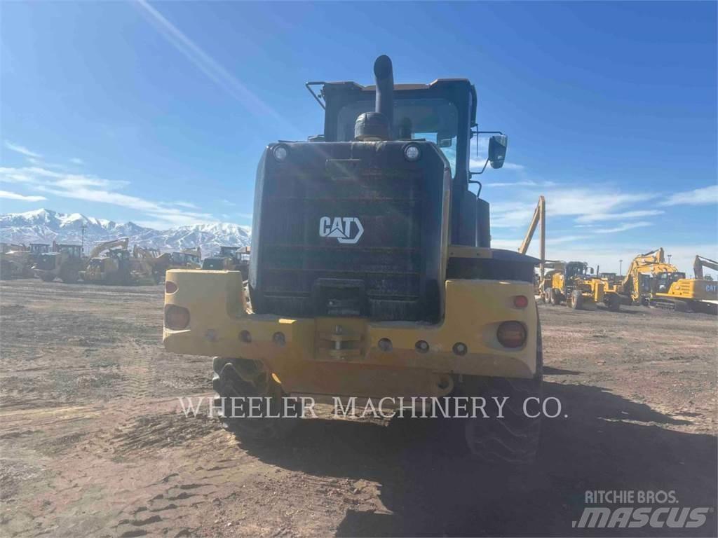 CAT 938M QC Radlader