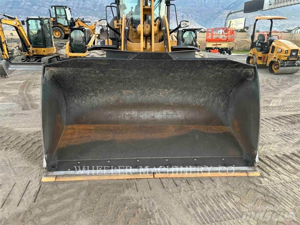 CAT 938M QC 3V Radlader
