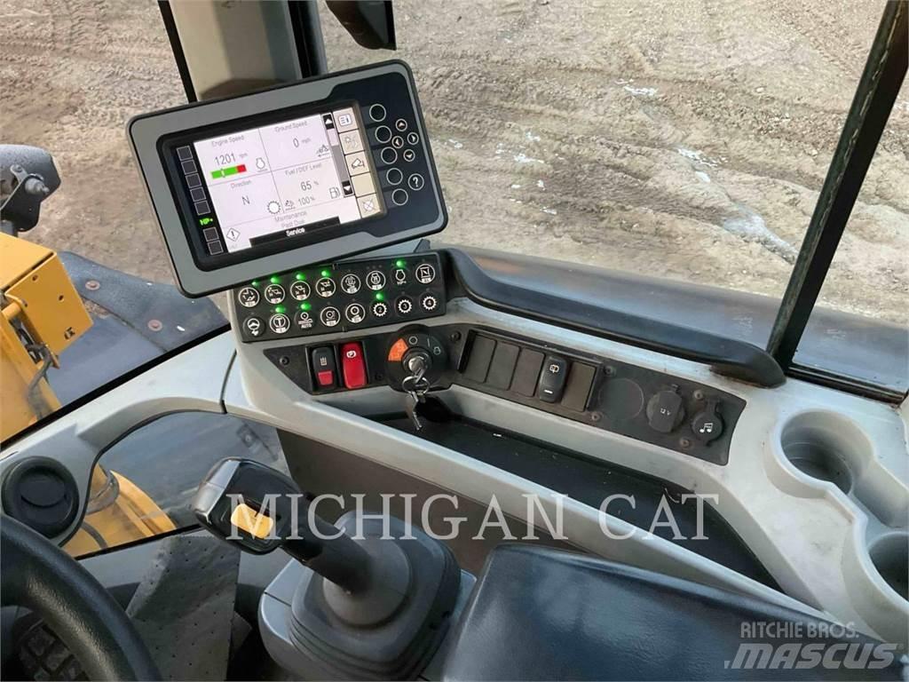 CAT 938M R+ Radlader