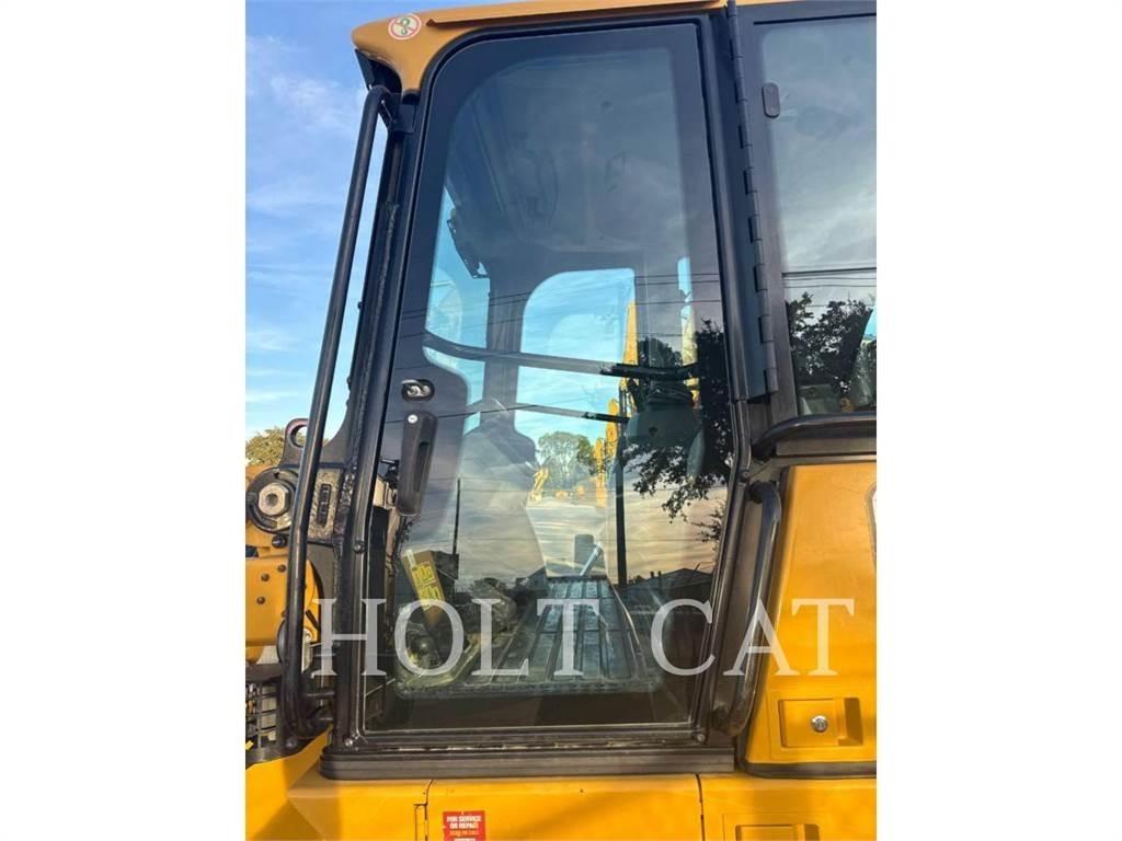 CAT 953 PO Laderaupen