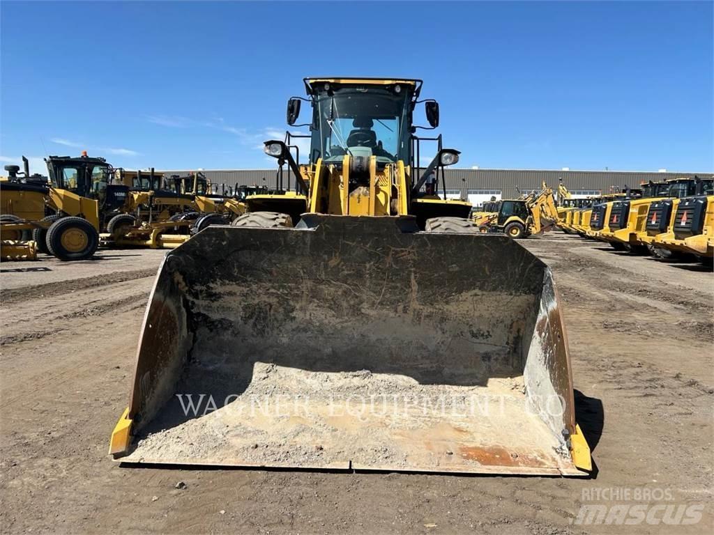 CAT 962M Radlader