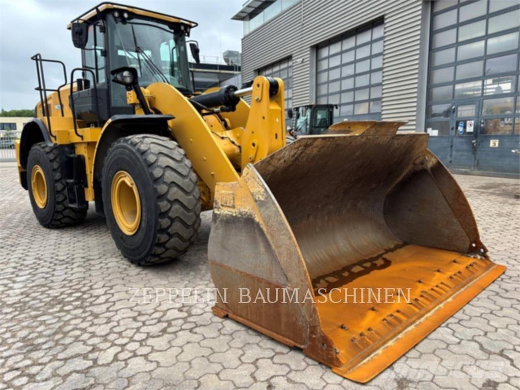 CAT 962M Radlader