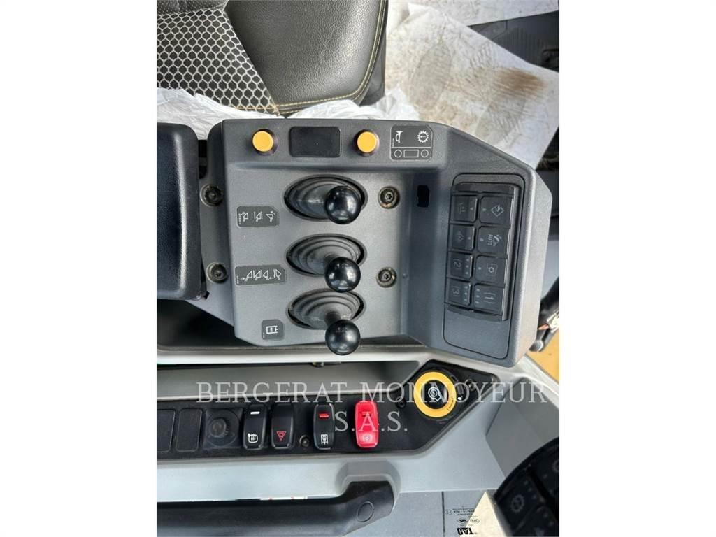 CAT 966 Radlader