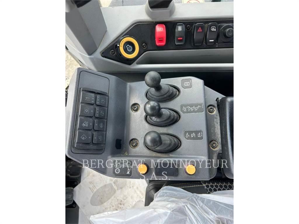 CAT 966 Radlader