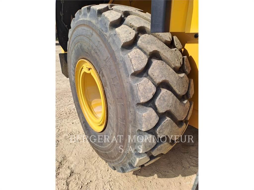 CAT 966 Radlader