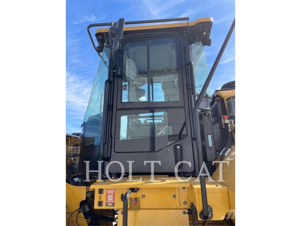 CAT 966 QC Radlader