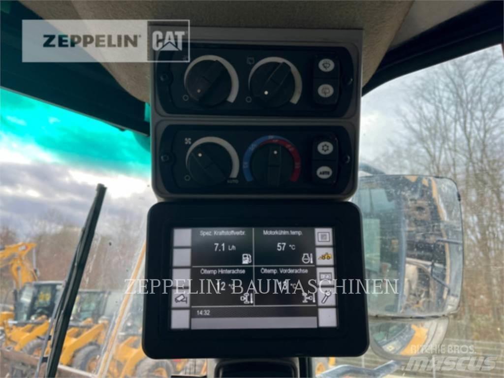 CAT 966M Radlader