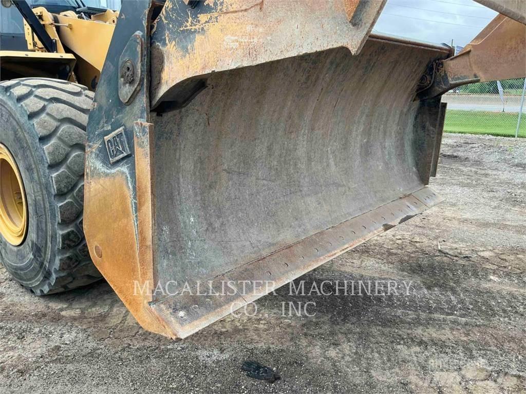 CAT 966M Radlader
