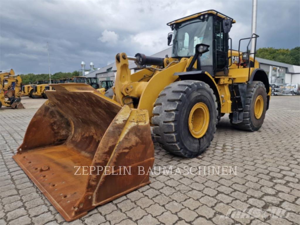 CAT 966M Radlader