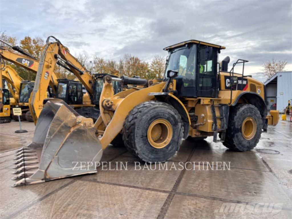 CAT 966M Radlader