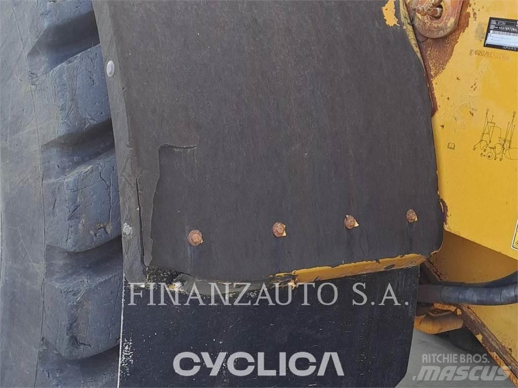 CAT 972M Radlader