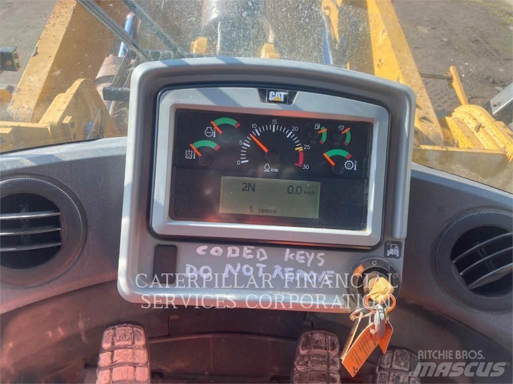 CAT 972M Radlader